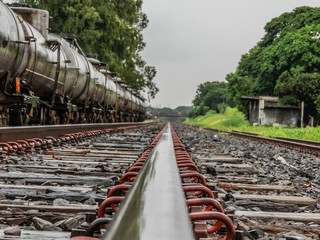 Taking advantage of the railway to capture some moments
