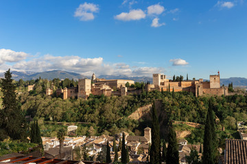 Fototapeta na wymiar Alhambra de Granada desde el Mirador de San Nicolás
