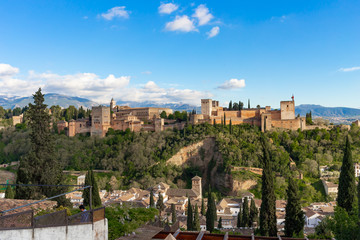 Fototapeta na wymiar Alhambra de Granada desde al Mirador de San Nicolás