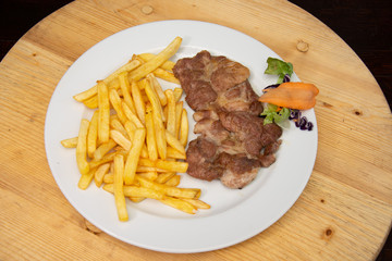 Fried Potatoes With Pulled Pork