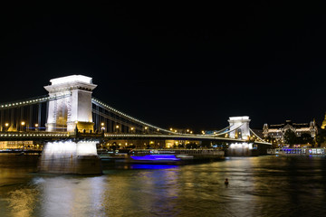 Night view of Széchenyi Chain Bridge across the River Danube connecting Buda and Pest, Budapest, Hungary