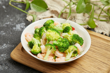 Fried shrimps with Broccoli