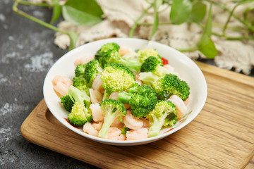 Fried shrimps with Broccoli