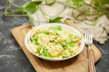 Fried eggs with bitter melon