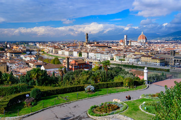 Obraz premium Panoramic view of the city of Florence from Michelangelo Square in Italy