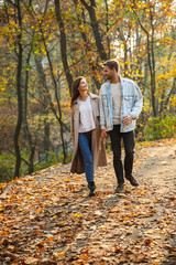Fototapeta premium Full length of a beautiful young couple