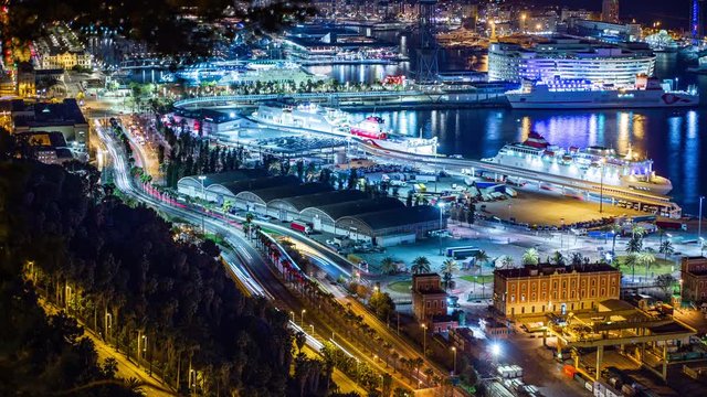 Puerto Barcelona por la noche
