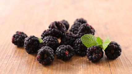 blackberry- berry fruit and mint