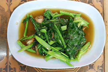 stir fried kale with pork
