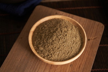 The foot bags used in traditional places like Asia and China contain mogwort powder