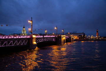 Fototapeta na wymiar Night view of the Palace Bridge, St. Petersburg, Russia.