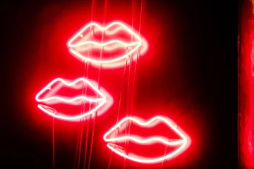 Crédence de cuisine en verre imprimé GTST - Série TV néerlandais Les enseignes au néon en forme de lèvre ont mené des lumières décoratives de lueur, décor de mur