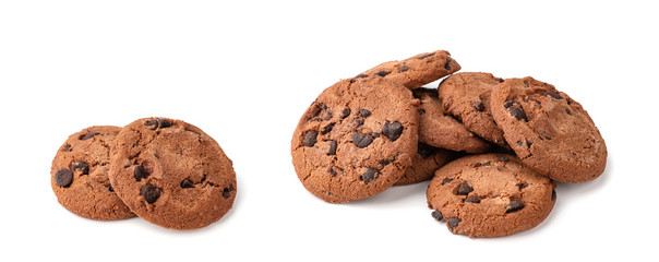 Fototapeta na wymiar Chocolate chip cookie isolated on white background