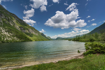 Fototapeta na wymiar Wocheiner See, Slowenien