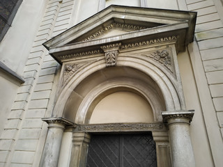 Obraz premium Old architecture of the catholic cathedral
