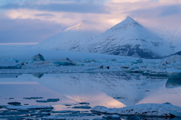 Fototapeta na wymiar Iceland: Vatnajokull mountains reflected in the Jökulsárlón Glacier Lagoon