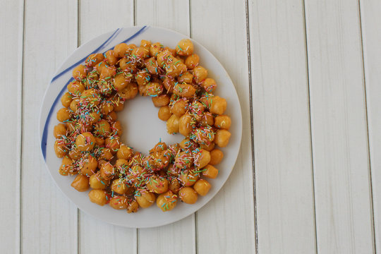 cicerchiata o struffoli