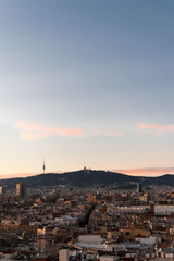 Fototapeta na wymiar Image of the sunset in the city of Barcelona