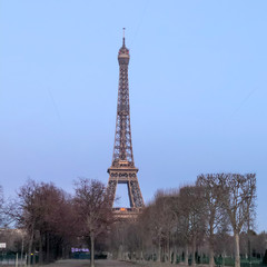 photo vue proche de la tour Eiffel 