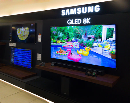 Samsung QLED UHD 8k TVs