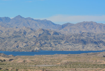 Fototapeta na wymiar Beautiful view of Lake Mohave on the Arizona Nevada border, in the Lake Mead National Recreation Area. Mohave County, Arizona USA