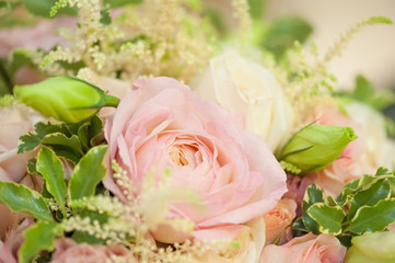 elegant bouquet of pink roses for wedding