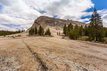 Fototapeta na wymiar View of Mount Lambert Dome in the Sierra Nevada, California, USA.