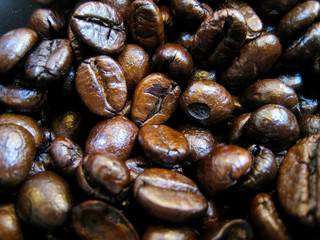 coffee bean roast with long time and high temperature for maximum test of coffee.