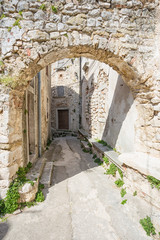 Obraz premium old abandoned houses in ancient town of Plomin, Croatia.