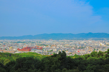 Obraz premium 伏見稲荷大社 四ツ辻から京都市内風景