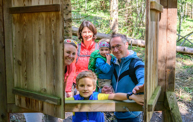 Frühlingswanderung auf einem Naturerlebnispfad im Allgäu