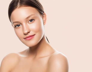 Beauty face woman close up healthy skin natual make up
