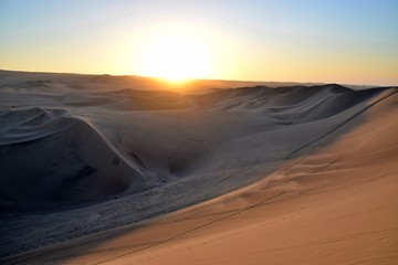 Fototapeta na wymiar Huacachina Desert