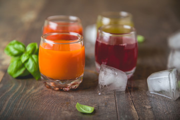Vegetable and fruit juices and smoothies