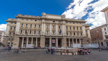 Fototapeta na wymiar Tourists in Piazza Colonna timelapse near Galleria Alberto Sordi in Rome