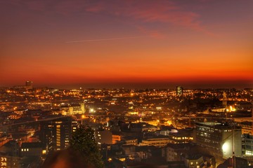 Fototapeta premium View of the beautiful city of Porto at sunset
