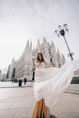 Obraz premium Young caucasian bride on wedding day in Italy