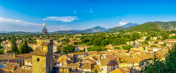 Blick über Malaucène in der Provence - obrazy, fototapety, plakaty