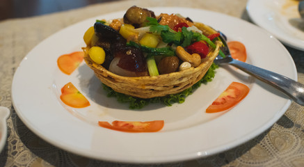 Chicken with Cashew Nuts 