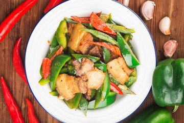 Stir fried pork with green pepper