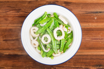 Fried squid with Holland bean