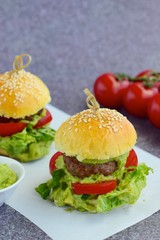 Beef Burger with Guacamole, Lettuce and Tomato