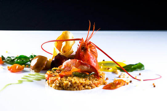 Fregula con aragosta e frutti di mare