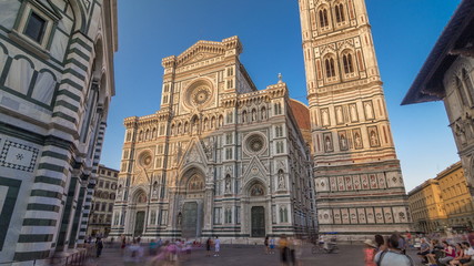 Fototapeta premium The front of The Basilica di Santa Maria del Fiore timelapse which is the cathedral church Duomo of Florence in Italy