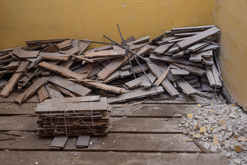 construction works, dismantling of the old parquet floor