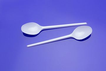 white and plastic food cutlery
