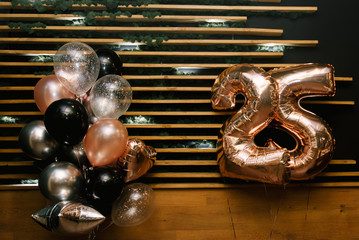 The decor of the 25th birthday of the gel balloons