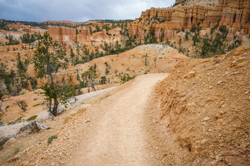 hiking the fairyland loop trail in bryce canyon national park, utah, usa