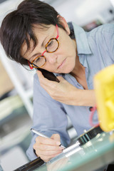Naklejka premium a female customer support operator
