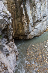 The river that flows through the big rocks